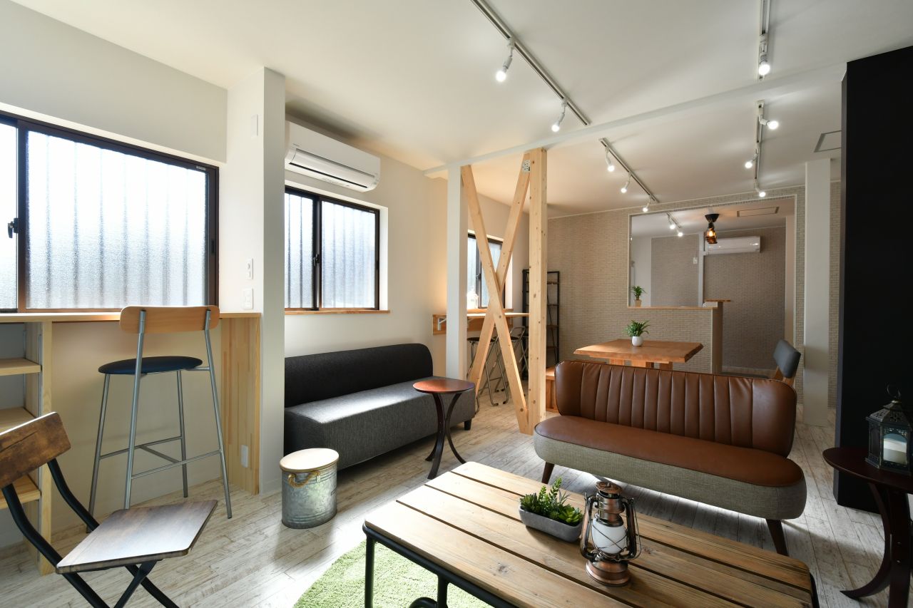 ソファ類は1点ものだそう。(2020-10-20,共用部,LIVINGROOM,1F)