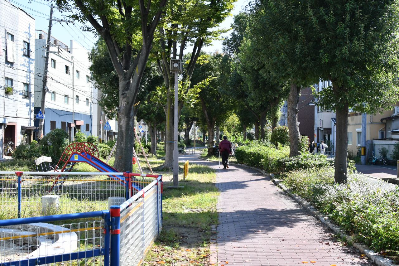 シェアハウス近くの緑道の様子。(2020-10-20,共用部,ENVIRONMENT,1F)