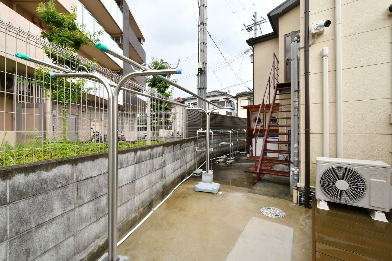物干しスペースの様子。(2022-08-05,共用部,OTHER,1F)