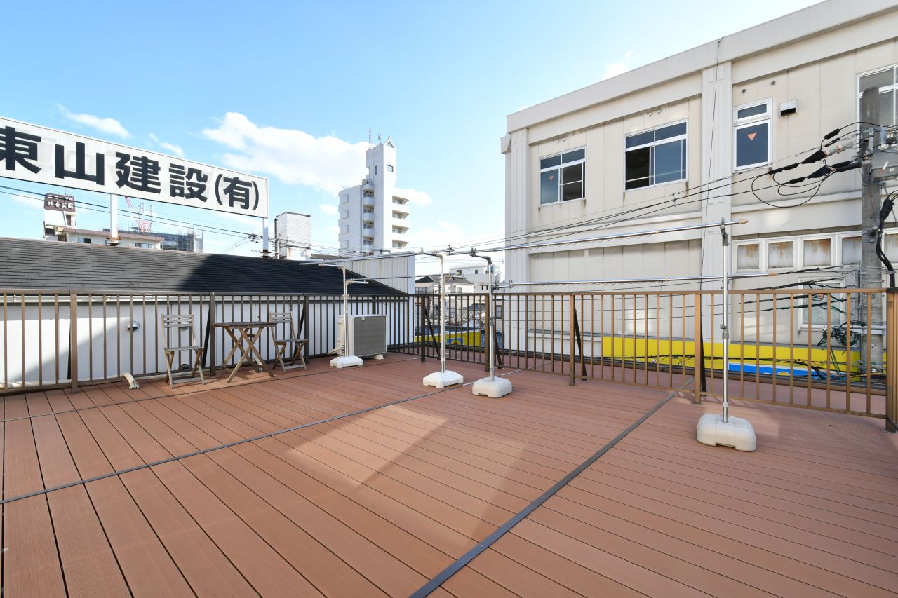 屋上の様子。洗濯物が干せます。(2020-11-19,共用部,OTHER,3F)