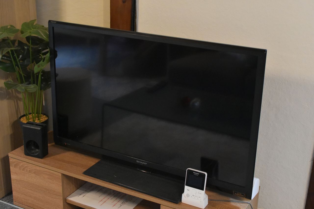 共用TVの様子。(2022-09-27,共用部,TV,1F)