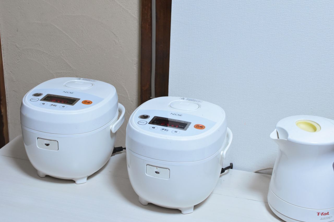 キッチン家電の様子。(2022-09-27,共用部,KITCHEN,1F)