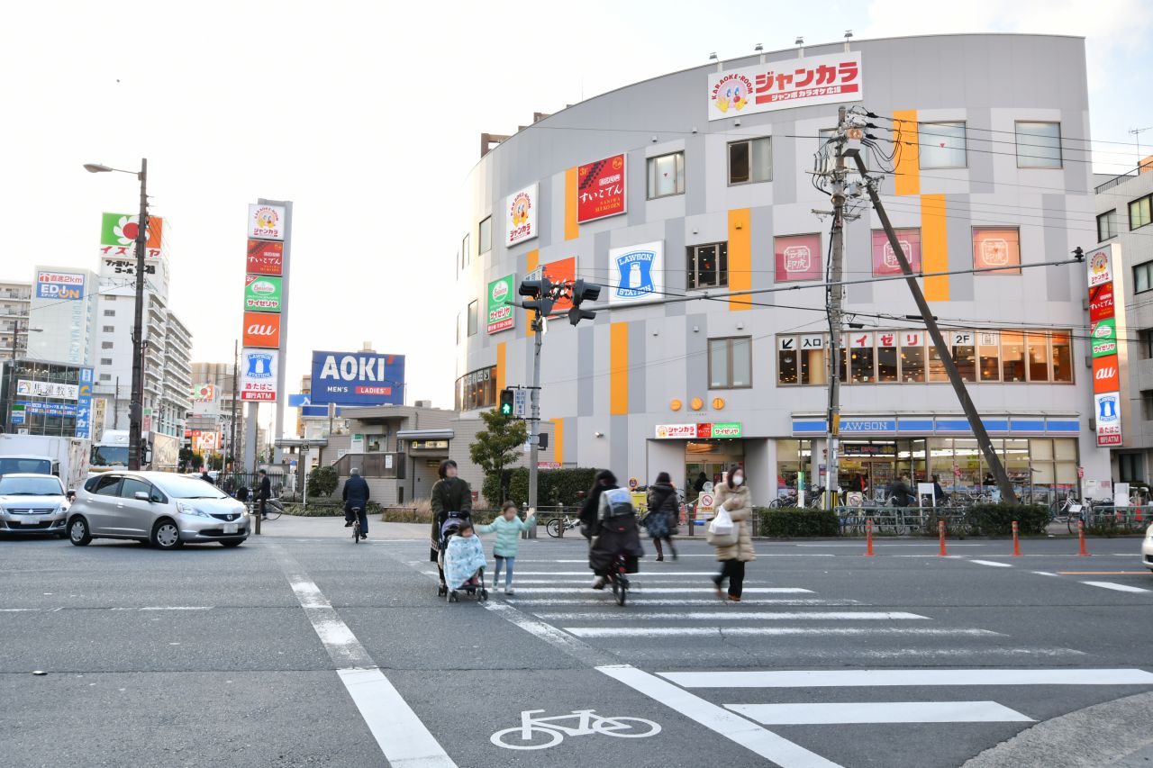 大阪市営地下鉄長堀鶴見緑地線・今福鶴見駅前の様子。|1F 周辺環境