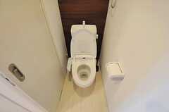 トイレはウォシュレット付きです。(2012-09-13,共用部,TOILET,1F)