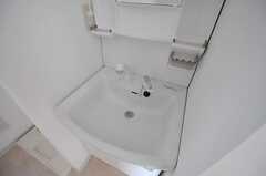 洗面台の様子。（303号室）(2012-09-13,専有部,ROOM,3F)