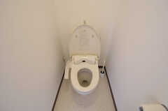 ウォシュレット付きトイレの様子。(2012-02-04,共用部,TOILET,4F)