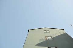 見上げると屋根の形が可愛い。(2012-02-04,共用部,OTHER,1F)