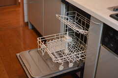 食器洗浄機が備わっています。501〜505号室専用です。(2020-02-13,共用部,KITCHEN,5F)