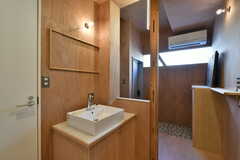 廊下に設置された洗面台。壁には鏡が設置予定です。(2020-03-16,共用部,WASHSTAND,1F)