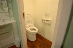 トイレはウォシュレット付です。(2013-03-26,共用部,TOILET,1F)