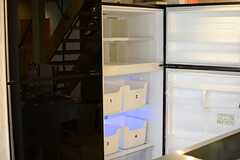 冷蔵庫内も部屋ごとにスペースが分けられています。(2015-04-28,共用部,KITCHEN,1F)