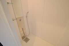シャワールームの様子。(2015-04-28,共用部,BATH,1F)