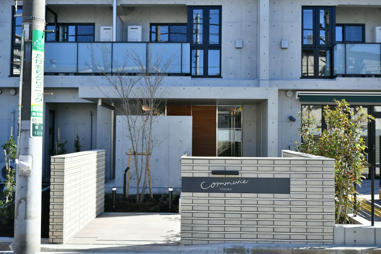 マンションのアプローチ。(2020-02-02,周辺環境,ENTRANCE,1F)
