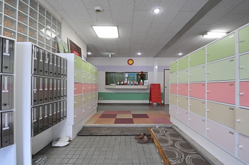正面玄関から見た内部の様子。(2014-03-20,周辺環境,ENTRANCE,1F)