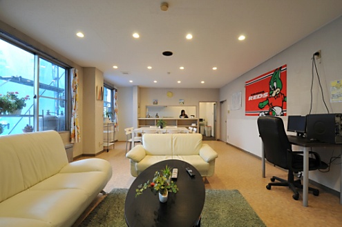 ラウンジの様子4。(2014-03-20,共用部,LIVINGROOM,1F)