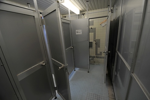 男性専用シャワールームの様子。(2014-03-20,共用部,BATH,1F)