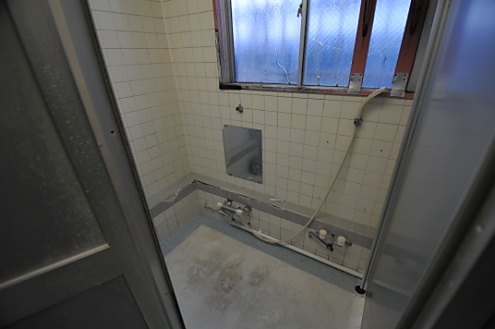 男性専用シャワールームの様子2。(2014-03-20,共用部,BATH,1F)