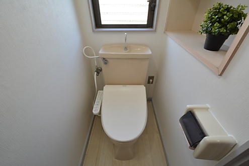 ウォシュレット付きトイレの様子。(2016-02-09,共用部,TOILET,1F)