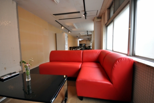 奥行きのあるラウンジです。(2010-05-19,共用部,LIVINGROOM,1F)