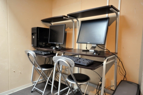 共用PCの様子。(2010-05-19,共用部,PC,1F)