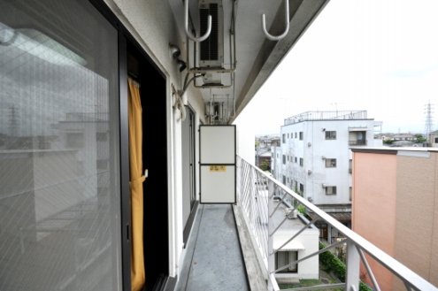 ベランダの様子。物干しもできます。（407号室）(2010-05-19,共用部,OTHER,4F)