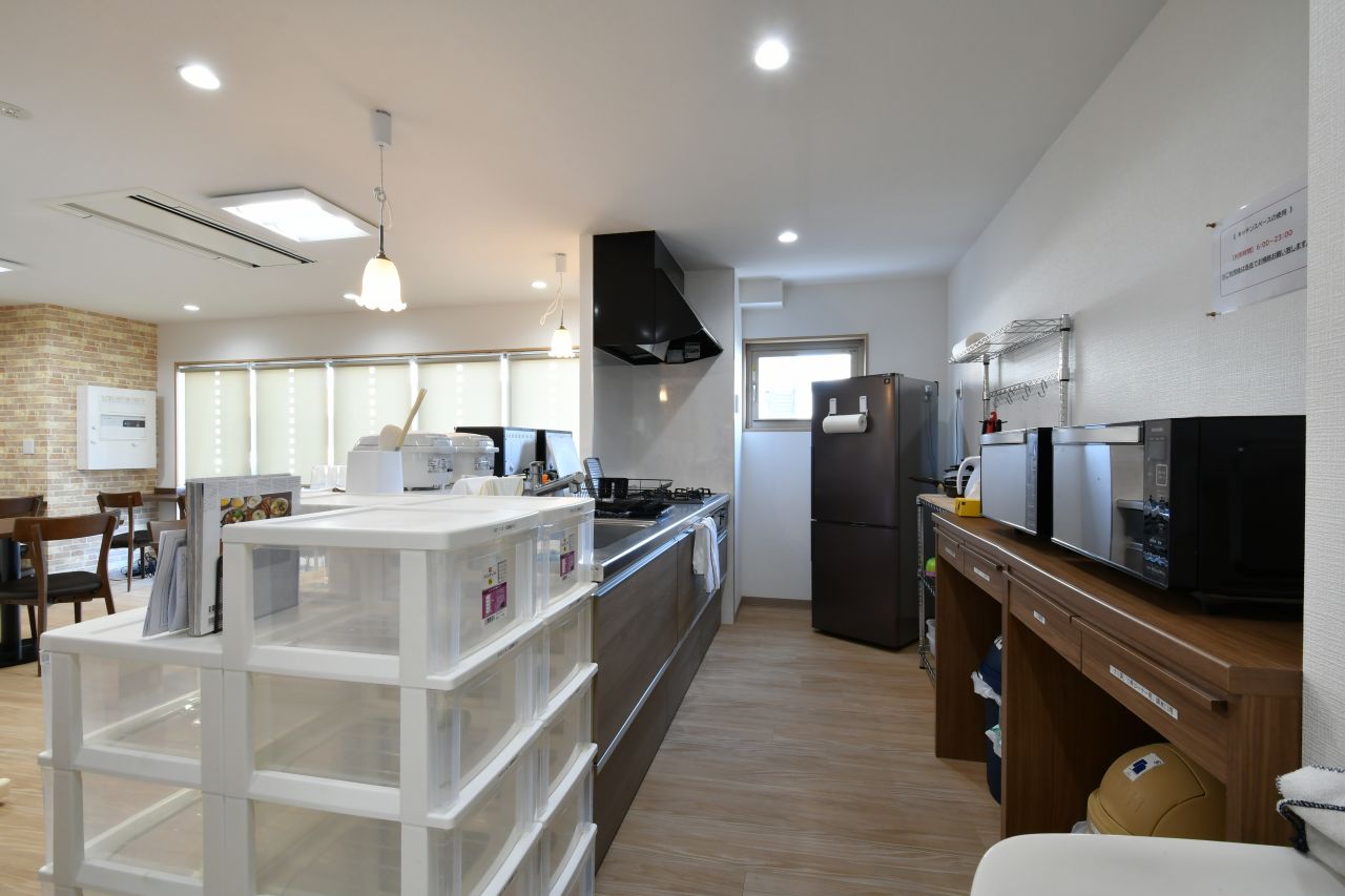 キッチンの様子。(2021-03-04,共用部,KITCHEN,1F)