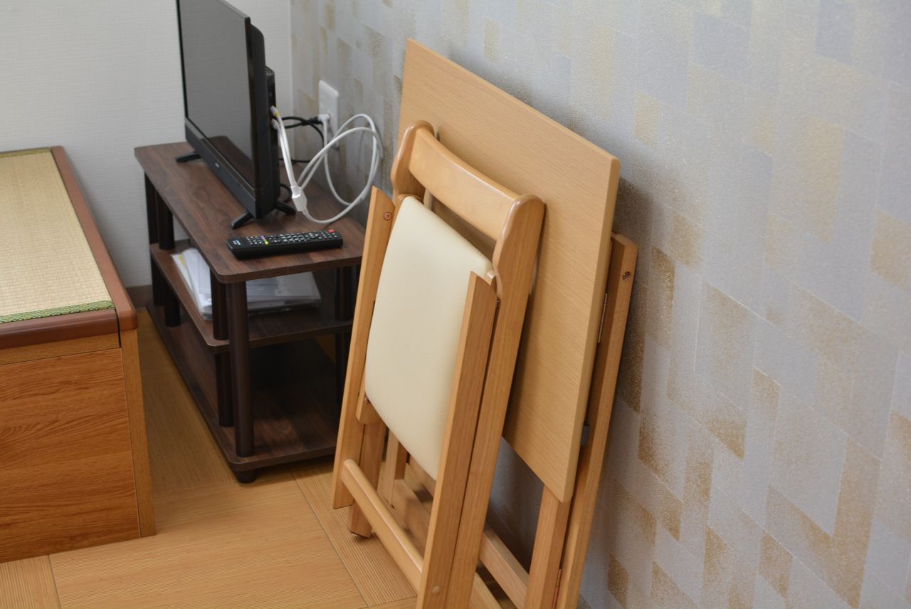 デスクとチェアは折りたたむことができます。（307号室）(2021-03-04,専有部,ROOM,3F)