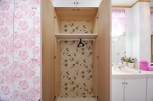 共用のコートハンガーがあります。(2011-03-22,周辺環境,ENTRANCE,1F)