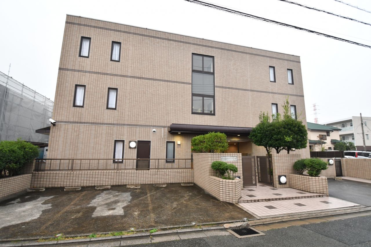 シェアハウスの外観。54室の大型物件です。(2019-10-17,共用部,OUTLOOK,1F)