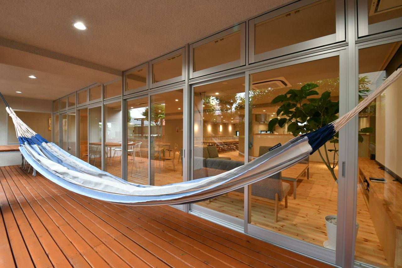 ハンモックも用意されています。(2019-10-17,共用部,LIVINGROOM,1F)
