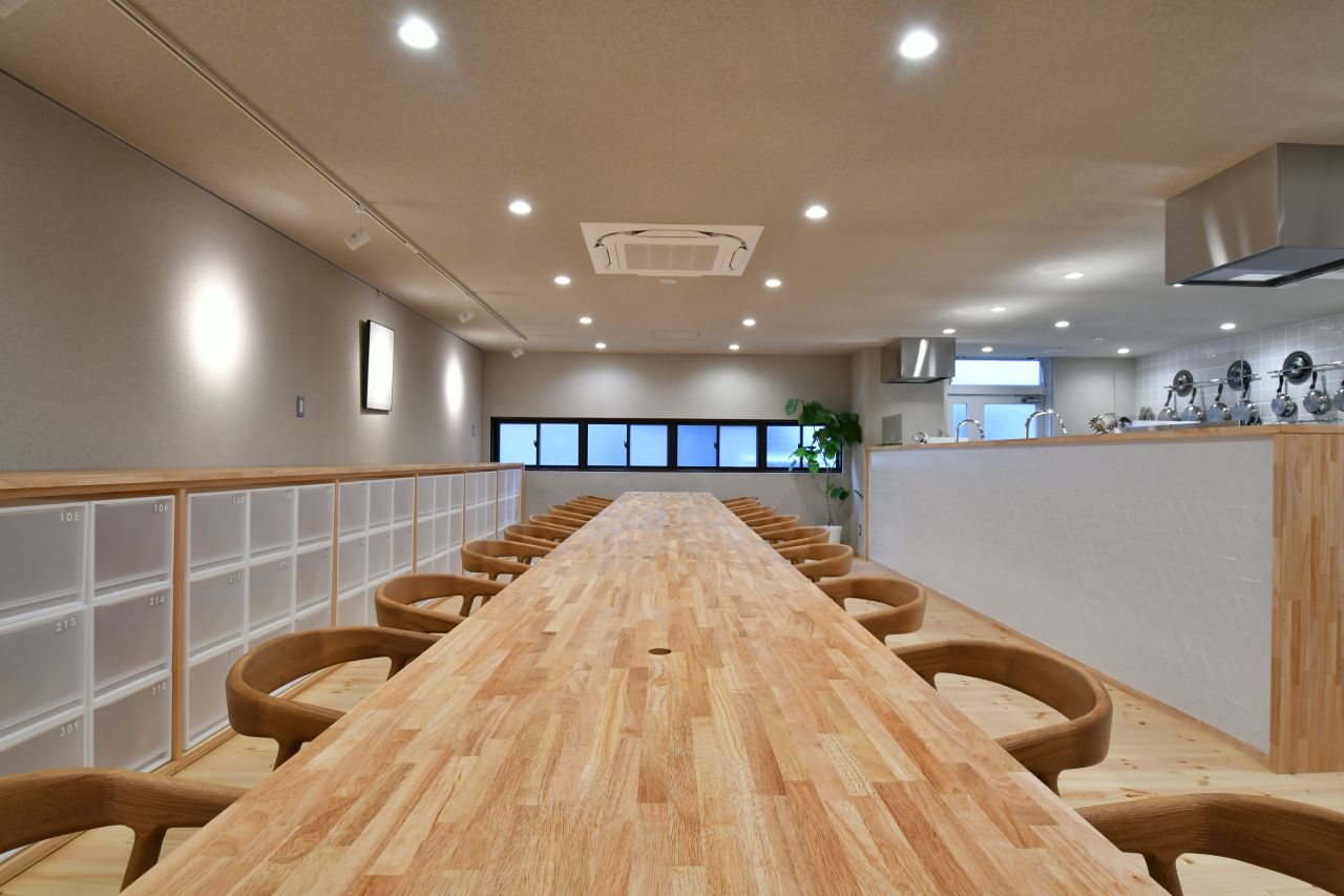 ダイニングテーブルの様子2。(2019-10-17,共用部,LIVINGROOM,1F)