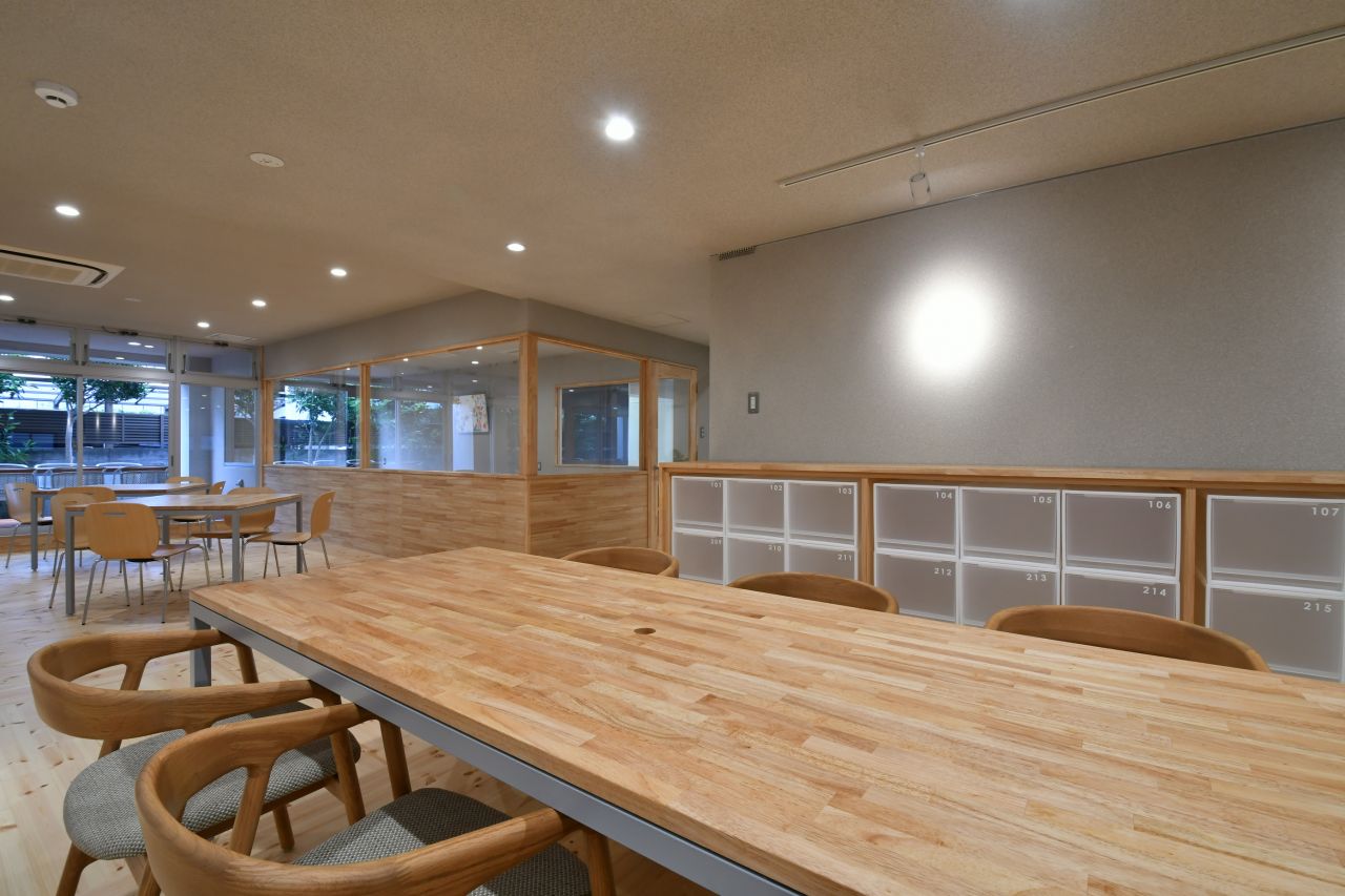 ダイニングテーブルの様子4。(2019-10-17,共用部,LIVINGROOM,1F)