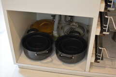 鍋類はシンク下に収納されています。(2020-07-16,共用部,KITCHEN,1F)