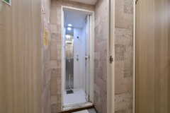 シャワールームの様子。(2022-11-22,共用部,BATH,1F)