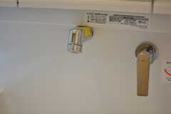 洗面台の水栓。(2022-07-06,共用部,WASHSTAND,1F)