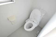 ウォシュレット付きトイレの様子。(2012-03-30,共用部,TOILET,2F)