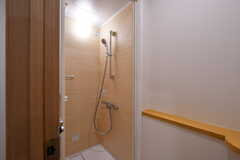 シャワールームの様子。(2020-03-06,共用部,BATH,1F)