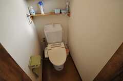 ウォシュレット付きトイレの様子。(2013-09-17,共用部,TOILET,2F)