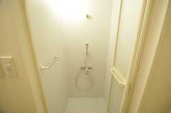 シャワールームの様子。(2012-09-18,共用部,BATH,5F)