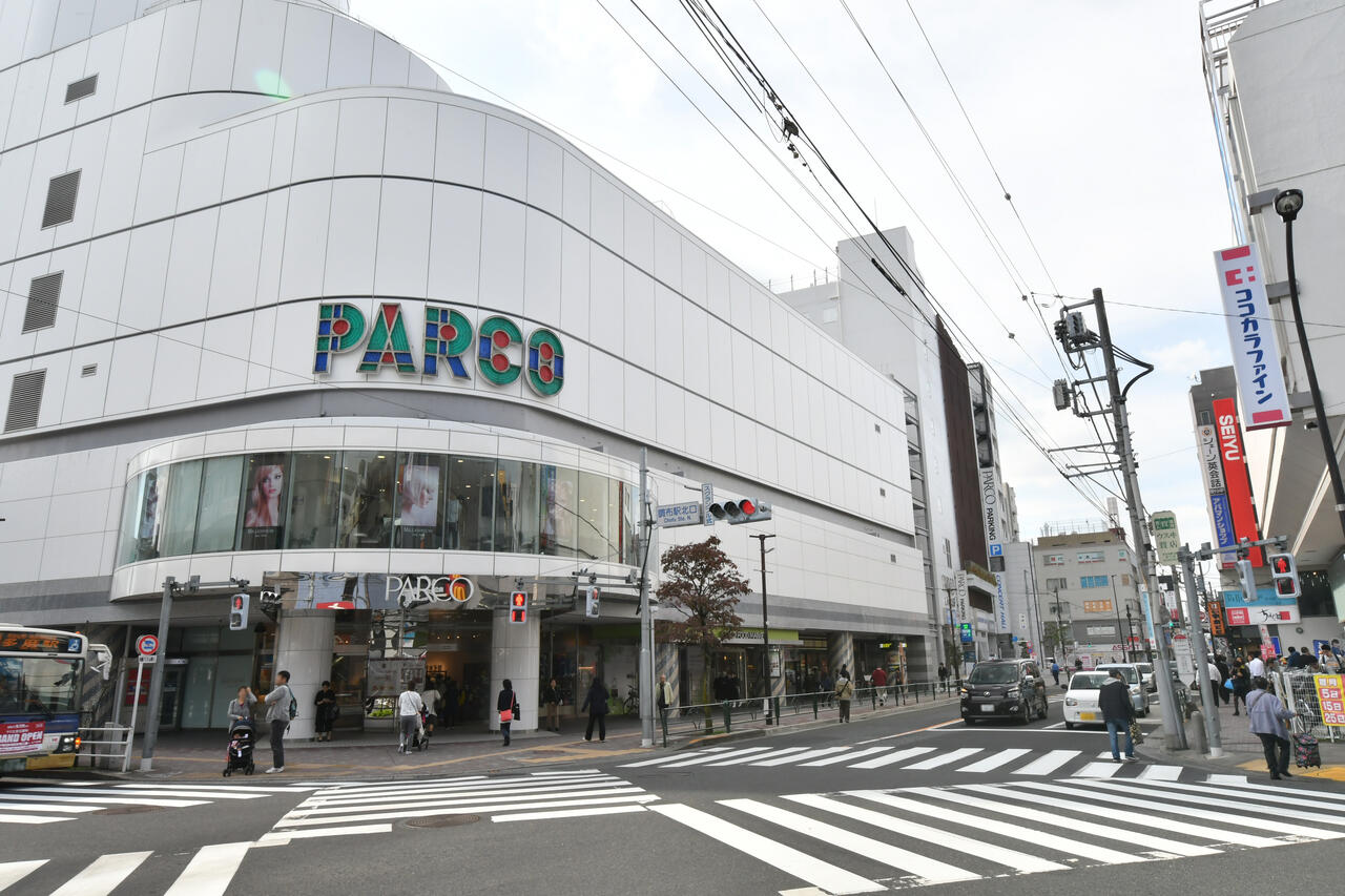 京王線・調布駅前にはPARCOがあります。|1F 周辺環境