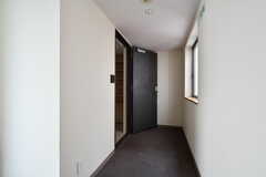 廊下の様子。間取りは2、3階とおおよそ同じです。(2022-07-04,共用部,OTHER,4F)