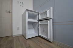 全室、冷蔵庫が設置されています。（205号室）(2018-01-31,専有部,ROOM,2F)