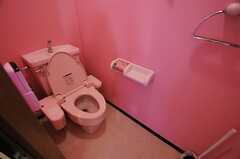 ピンクのトイレ。(2014-01-07,共用部,TOILET,1F)