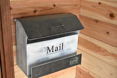 郵便受けが設置されています。(2021-03-09,周辺環境,ENTRANCE,1F)