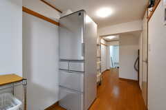 冷蔵庫の様子。2階は共用の冷蔵庫、3階は専有部ごとに冷蔵庫が用意されています。(2020-09-30,共用部,KITCHEN,2F)