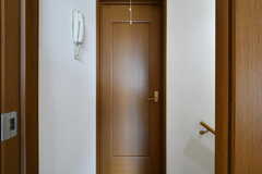 専有部のドア。（302号室）(2020-06-04,専有部,ROOM,3F)