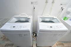洗濯機の様子。(2022-04-08,共用部,LAUNDRY,1F)