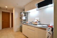 廊下にはキッチンが設置されています。(2020-08-05,共用部,KITCHEN,2F)