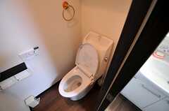 ウォシュレット付きトイレの様子。(2012-02-09,共用部,OTHER,2F)