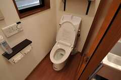 ウォシュレット付きトイレの様子。(2012-02-09,共用部,TOILET,3F)
